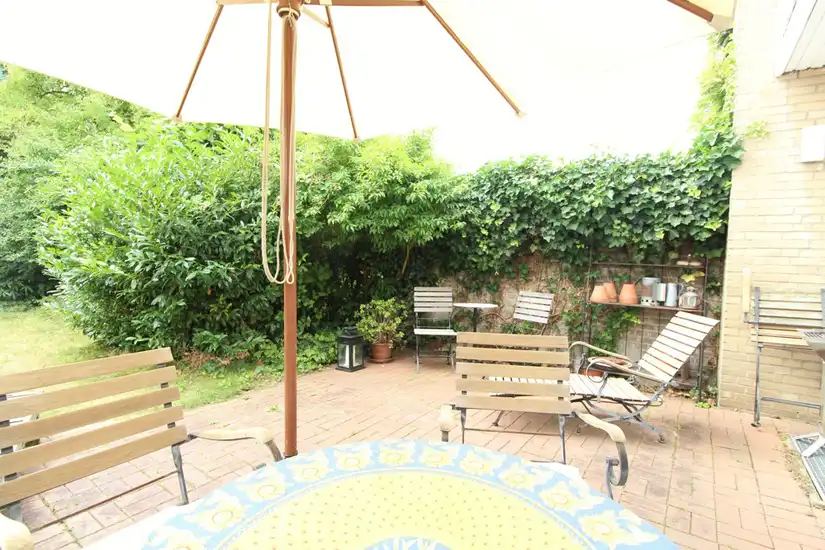 Terrasse und Garten