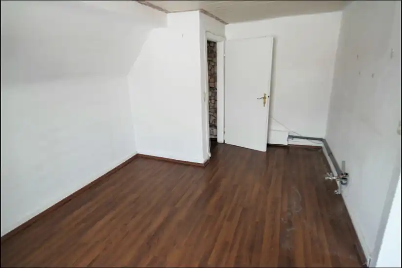 Zimmer 2 OG